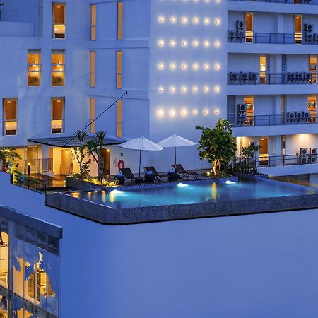 Luminor Hotel Purwokerto By Wh Extérieur photo