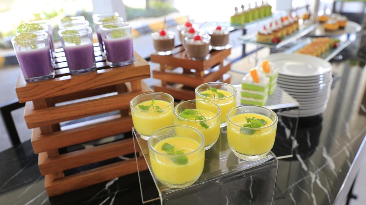 Luminor Hotel Purwokerto By Wh Extérieur photo