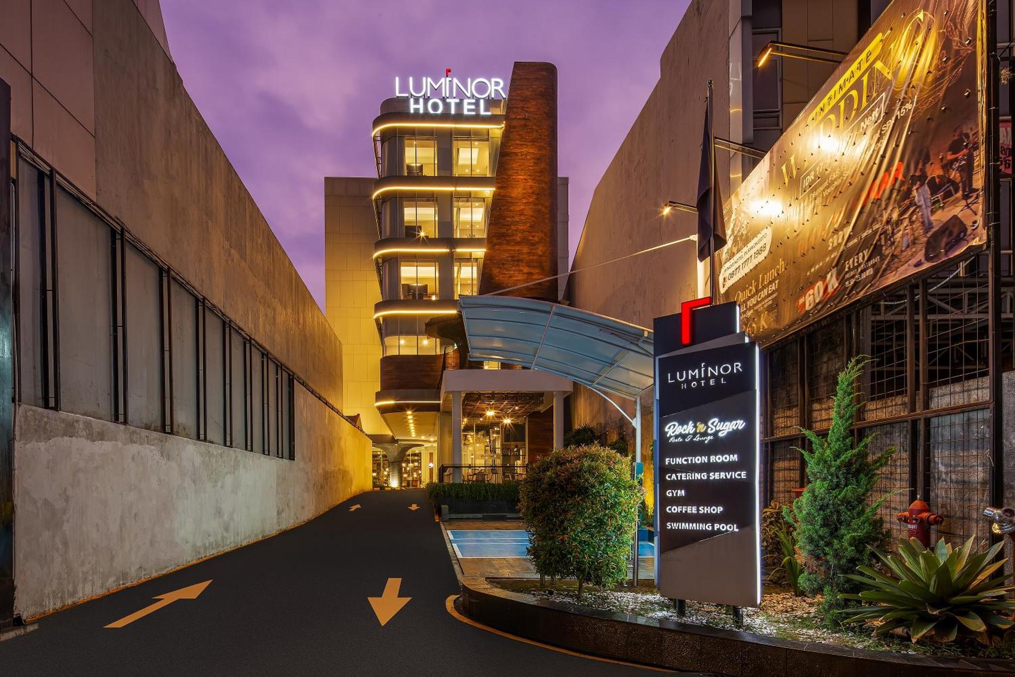 Luminor Hotel Purwokerto By Wh Extérieur photo