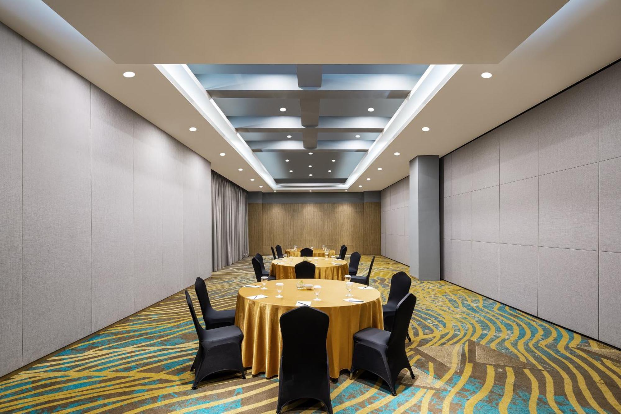 Luminor Hotel Purwokerto By Wh Extérieur photo
