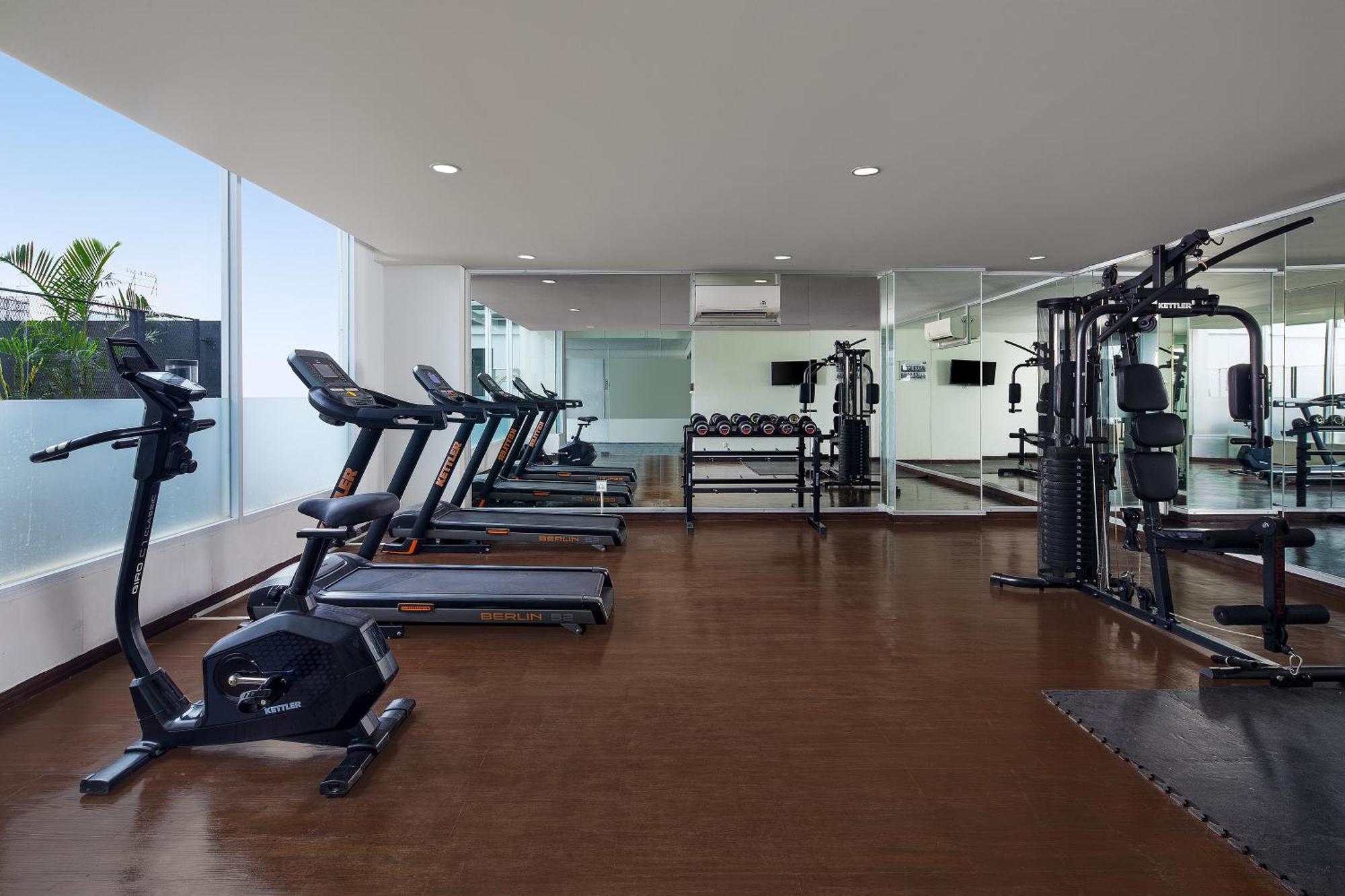 Luminor Hotel Purwokerto By Wh Extérieur photo